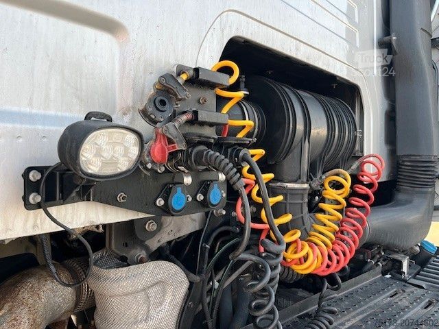 Standard dragbil FORD F-Max Sattelzugmaschine