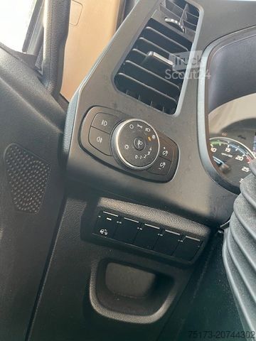 Standard dragbil FORD F-Max Sattelzugmaschine