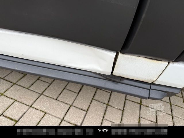 Pick-up varevogn FORD Transit 2.0 L2 Pritsche 3 Sitze *EUR6 *1 Hand