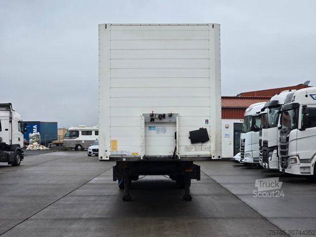 Box semitrailer SCHMITZ CARGOBULL SCB S3B SKO24/L * LIFT * ALCOA * 1.HAND *