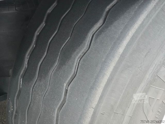 Box semitrailer SCHMITZ CARGOBULL SCB S3B SKO24/L * LIFT * ALCOA * 1.HAND *