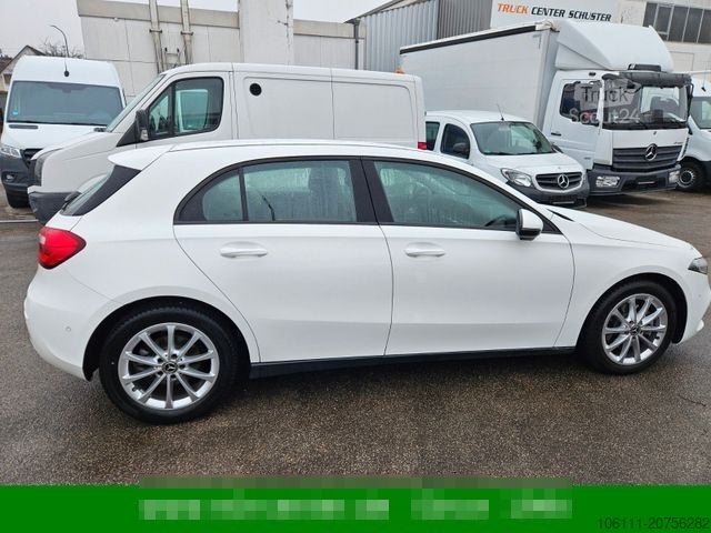 Βαν MERCEDES-BENZ A 200 Automatik Navigation Komfort-Fahrwerk