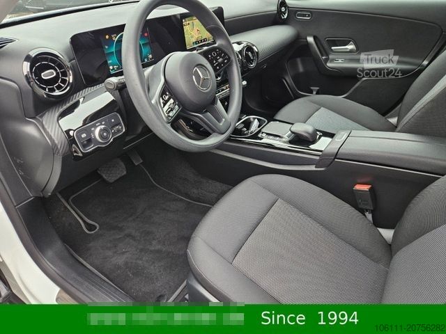 Βαν MERCEDES-BENZ A 200 Automatik Navigation Komfort-Fahrwerk