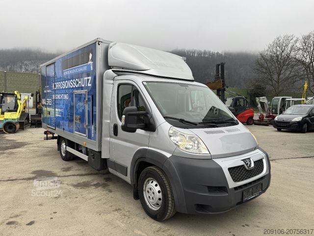 Transporter mit Koffer PEUGEOT Boxer 3.0 L Koffer LBW Klima Tempomat 59000 km