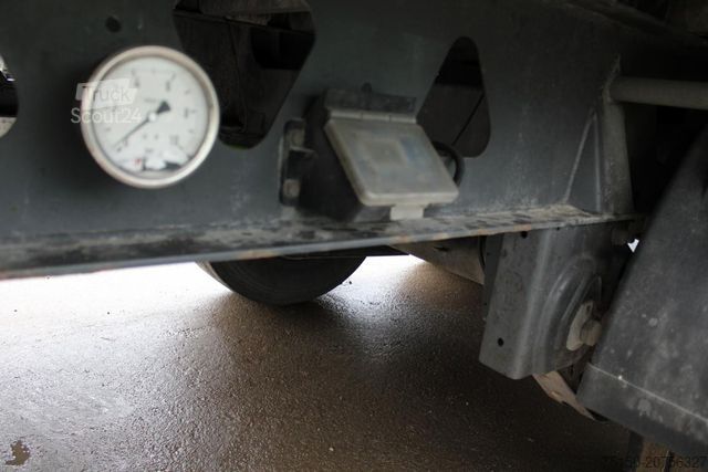 Ημιρυμουλκούμενο με κινούμενο δάπεδο PEISCHL 3 ESPOS - Schubboden 92 m³ Nr.: 745