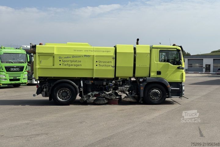 Feiebil MAN L2007 46.010 4x2 Kehrmaschine / Swiss-Vehicle
