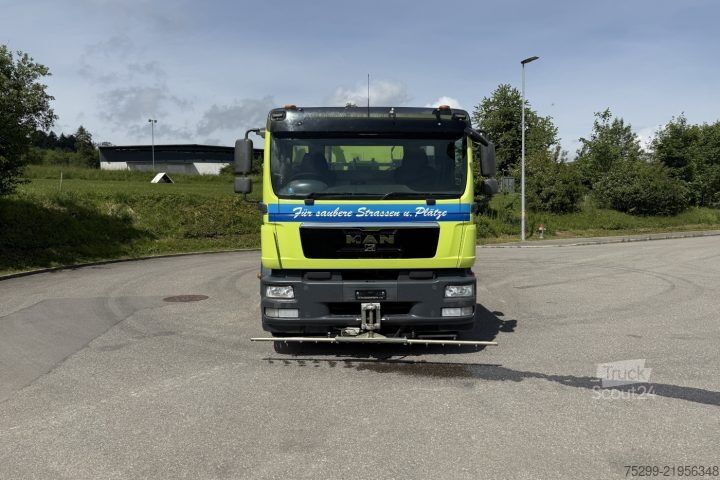 Feiebil MAN L2007 46.010 4x2 Kehrmaschine / Swiss-Vehicle