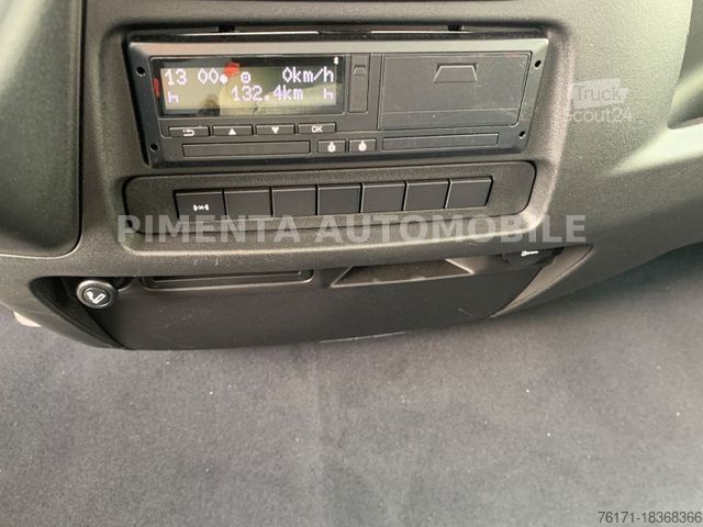 Driezijdige kipper bestelwagen IVECO Daily 50C18HA8 AUT 3SKIPPER TEMP DIFF AHK AKTION