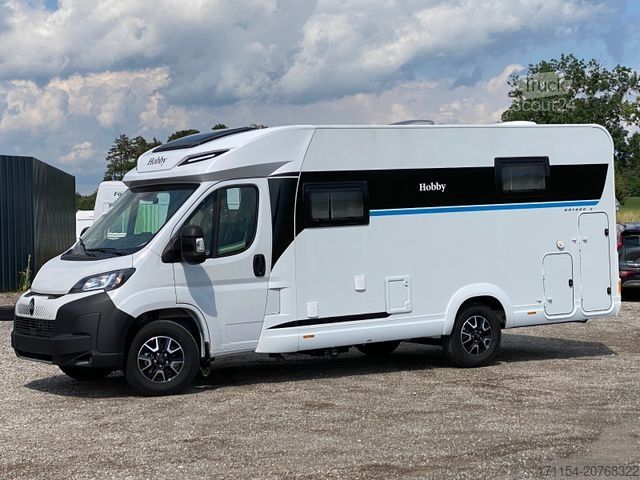 Half-integraal camper HOBBY OnTour C 700 GQ MJ25/MARKISE/RFK/SAFETY-PAKET
