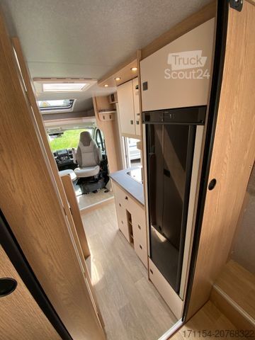 Half-integraal camper HOBBY OnTour C 700 GQ MJ25/MARKISE/RFK/SAFETY-PAKET