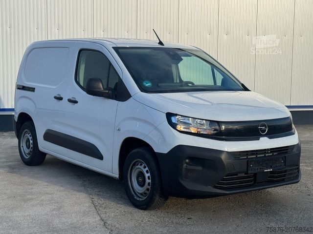 Furgone OPEL Combo E Cargo Basis