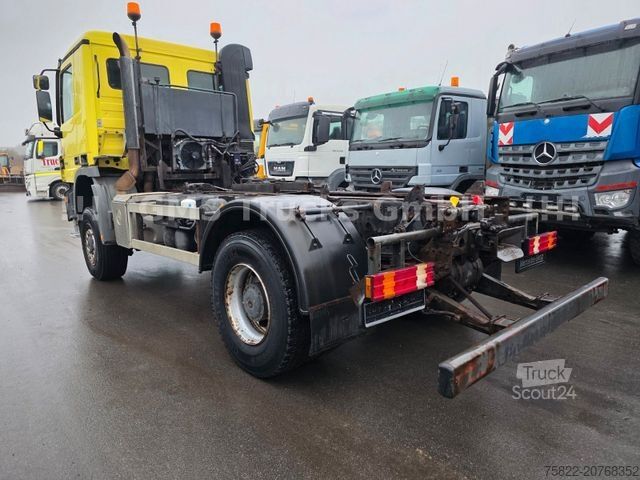 Kamyon şasisi MERCEDES-BENZ Actros 1836 / 4X4 ALLRAD / 3 Pedal / Full Steel