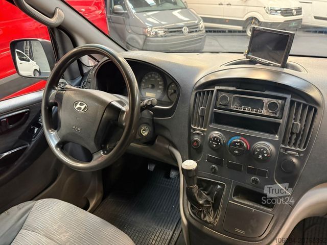 Furgone HYUNDAI H-1 Kasten Klima R-CAM AHK 2,3T TÜV 09/2027