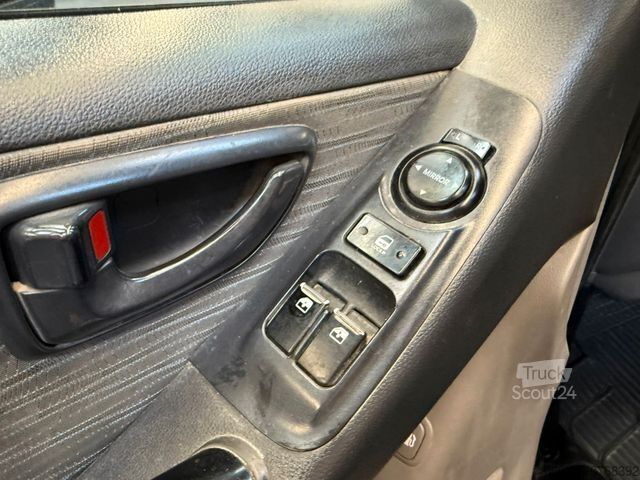 Furgone HYUNDAI H-1 Kasten Klima R-CAM AHK 2,3T TÜV 09/2027