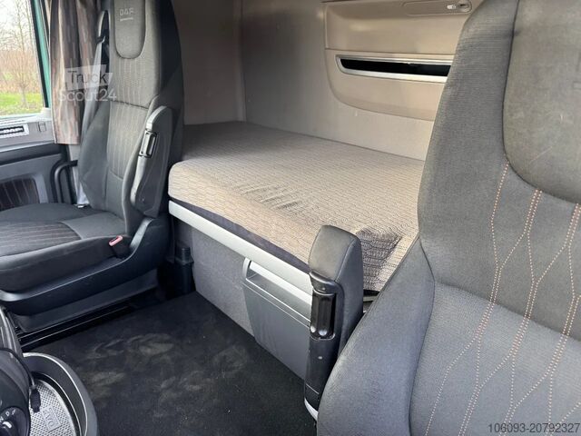 Standard-SZM DAF XF 480 Superspace