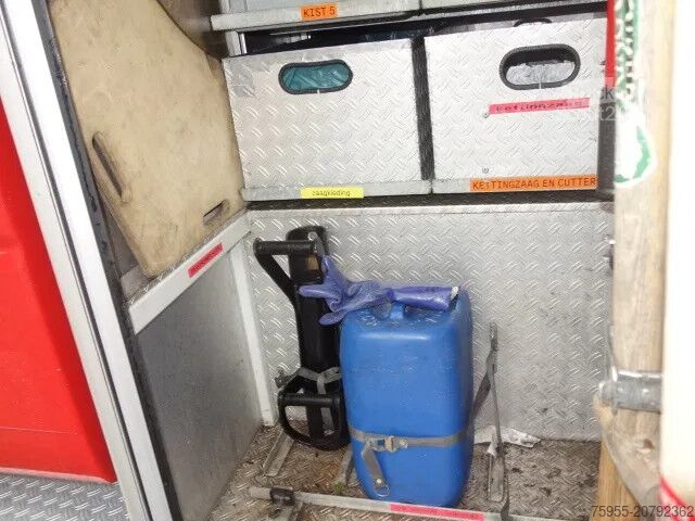 Brandweerwagen Mercedes-Benz 1325 godiva pump bomberos