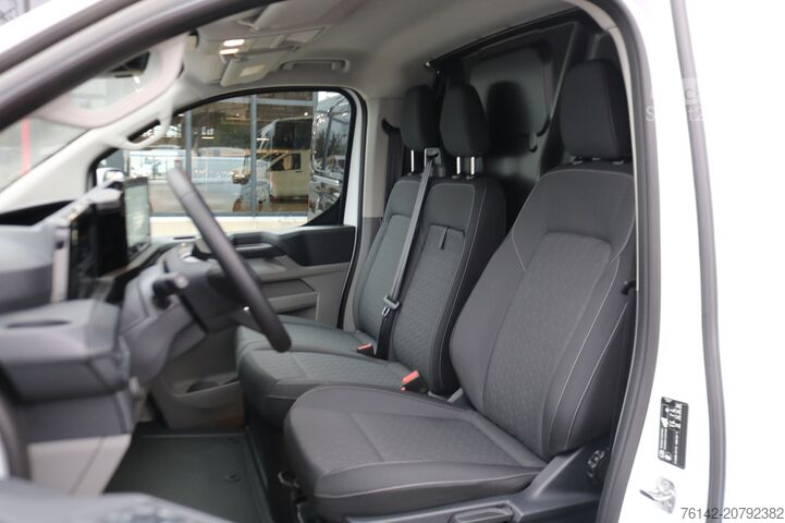 Bestelwagen Ford E-Transit Custom 320 L1 H1 Limited 65 kWh 218pk...