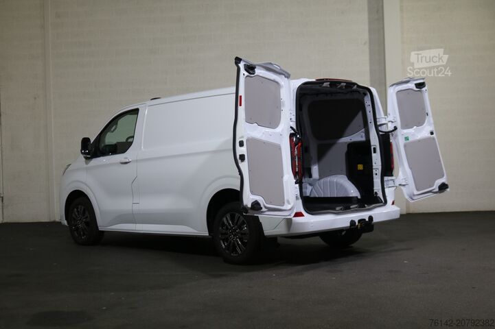 Bestelwagen Ford E-Transit Custom 320 L1 H1 Limited 65 kWh 218pk...