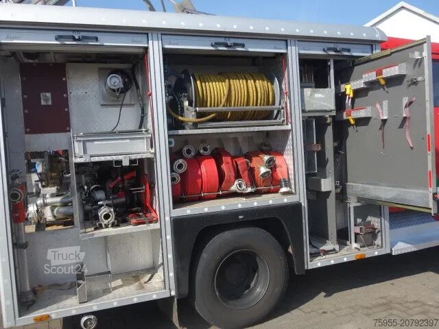 Gaisrinis automobilis MAN 15 224-with winch 2500liter tank manual gearbox...