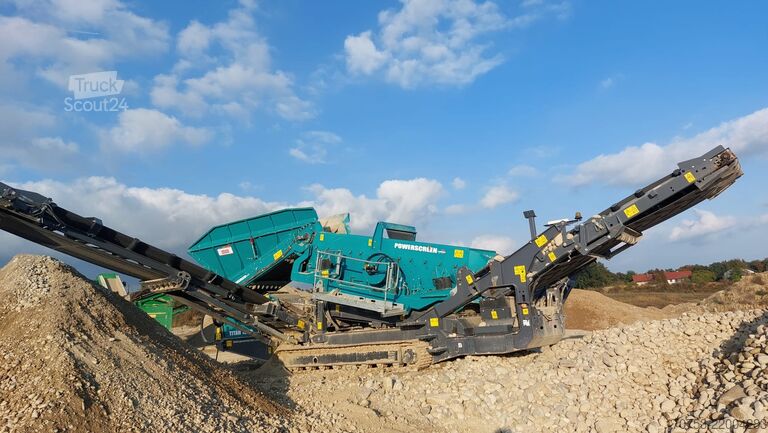 Просеивающая установка Powerscreen Titan 1300