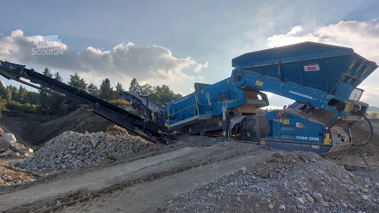 Просеивающая установка Powerscreen Titan 1300