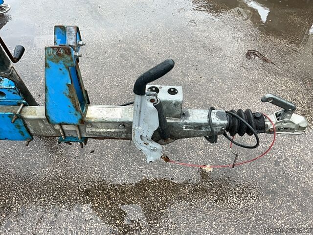 Nacelle élévatrice montée sur remorque Genie TZ34 (12m)