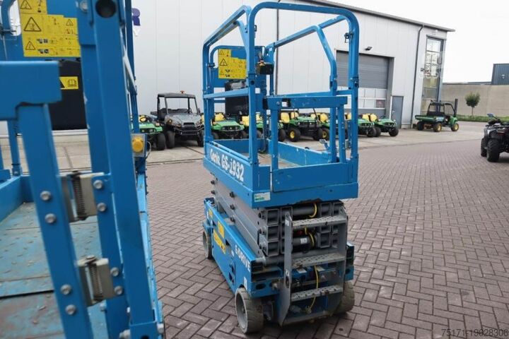 Scherenhebebühne Genie GS1932 E-Drive Several In Stock, 8m Working Height