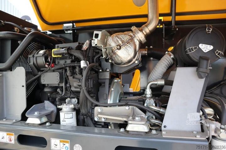 Platforma telescopică Haulotte HT28RTJ Pro Guarantee! 4x4x4 Drive, 28 m Working H