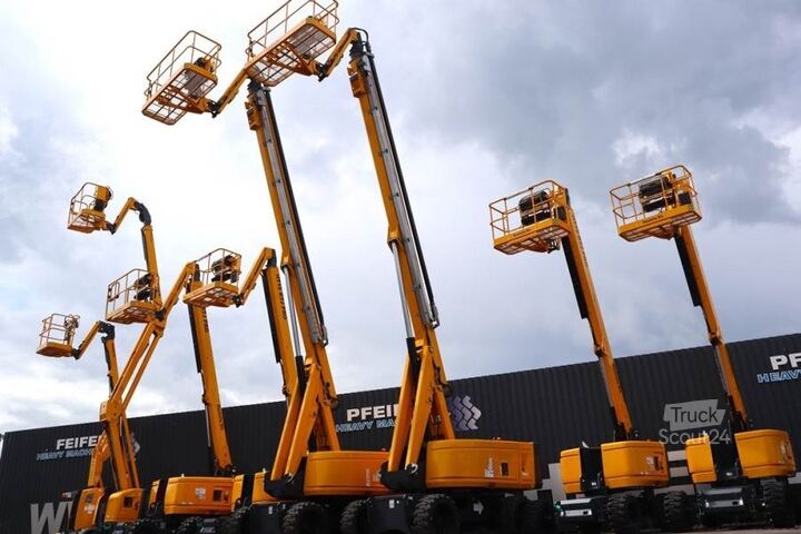 Platforma telescopică Haulotte HT28RTJ Pro Guarantee! 4x4x4 Drive, 28 m Working H