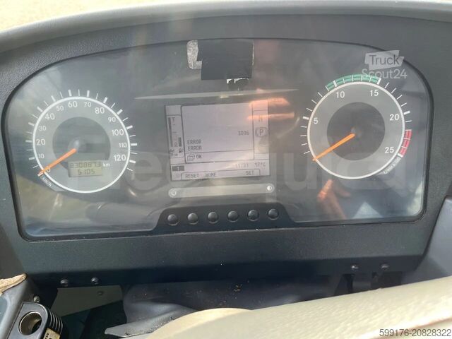 Csuklós busz Mercedes-Benz Conecto