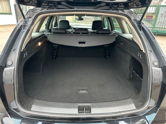 Minibus OPEL Insignia ST 125kw Autom. Business Edit*LED*Navi