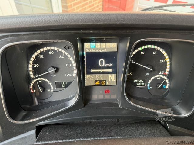 Tractor estándar MERCEDES-BENZ Actros 1845 LS Sattelzugmaschine