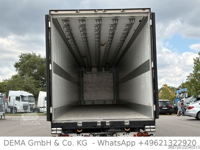 Rashladna poluprikolica SCHMITZ CARGOBULL SCBS3B*5 Rohrbahnen*Fleischhang*Schmitz-Achsen*