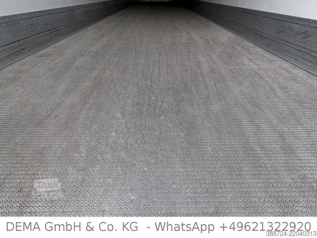 Rashladna poluprikolica SCHMITZ CARGOBULL SCBS3B*5 Rohrbahnen*Fleischhang*Schmitz-Achsen*