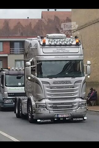 Tracteur routier standard SCANIA R580