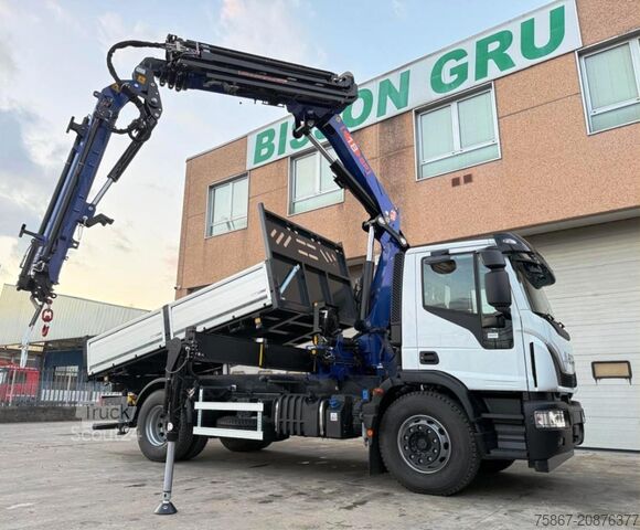 Camión volquete IVECO EUROCARGO 180E32