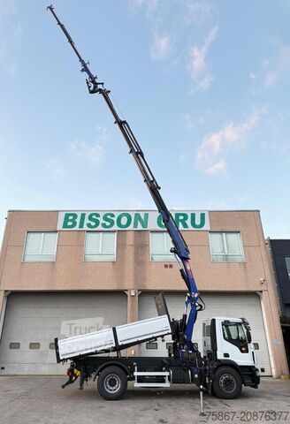 Camión volquete IVECO EUROCARGO 180E32