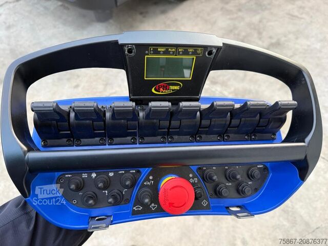 Camión volquete IVECO EUROCARGO 180E32