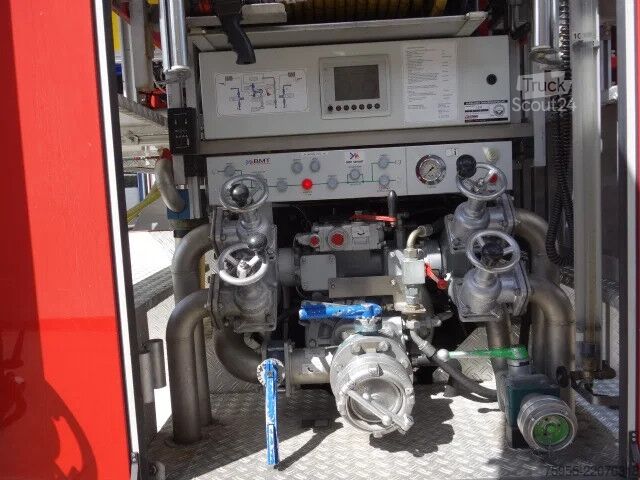 Brandweerwagen MAN TGM 15.240 godiva pump 2000liter water and 200 ...