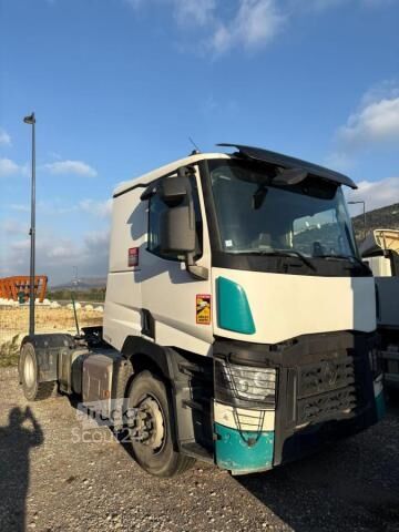 Standaard trekker Renault T 460