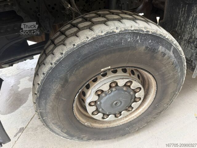 Basculantă Mercedes-Benz AROCS 3351