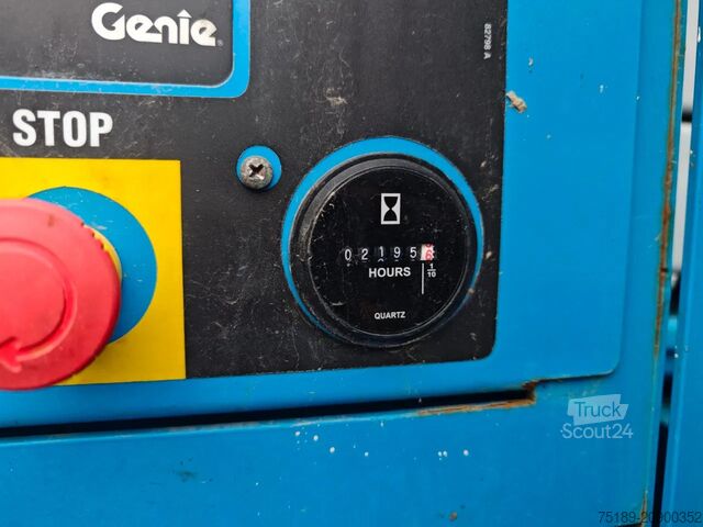 Elevador de tijera Genie GS 4390 4x4