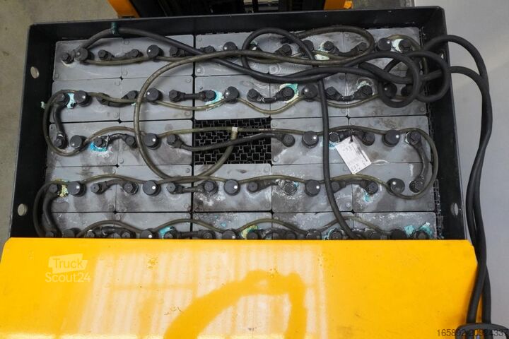 Reachtruck Jungheinrich ETM325