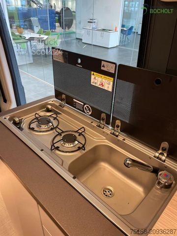 Autocaravana BÜRSTNER Campeo C 540 Aufstelldach / Markise / Media Cent