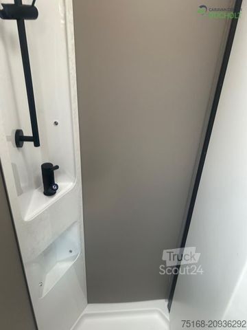 Caravana semiintegrada BÜRSTNER Campeo TD 676 G