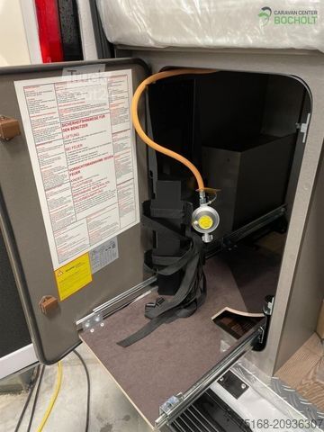 Lakóautó HOBBY Vantana De Luxe K60 FT Markise / Panoramadach