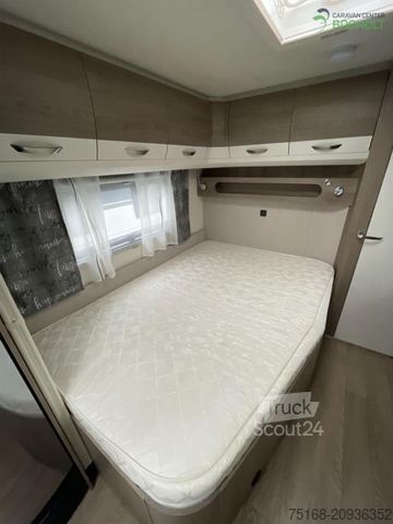 Lakókocsi HOBBY Prestige 560 WFU 2000 kg Achse