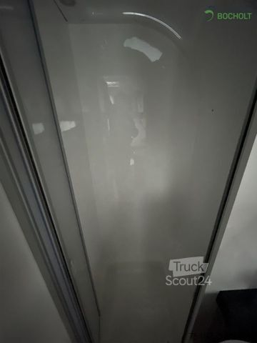 Lakókocsi HOBBY Prestige 560 WFU 2000 kg Achse