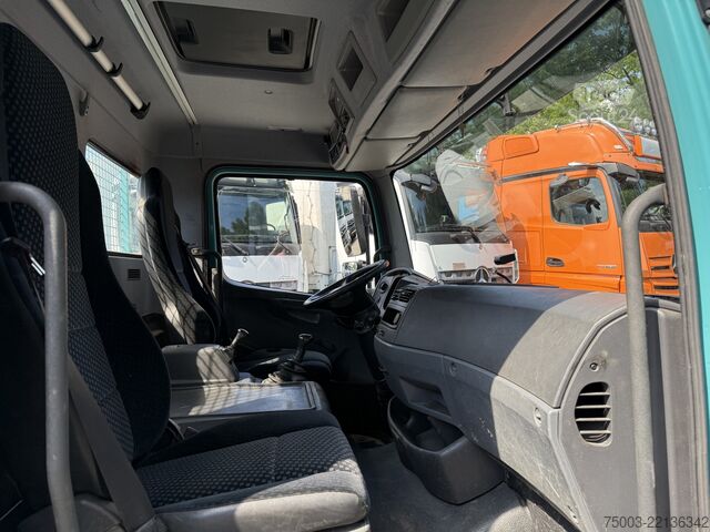 Пикап-фургон Mercedes-Benz Atego 816