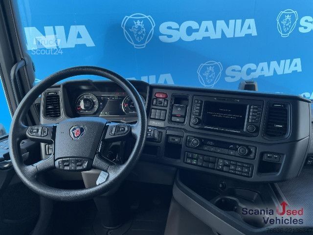 Стандартен влекач Scania R 460 A4x2NA DIFF-L RETARDER PARK AIRCO